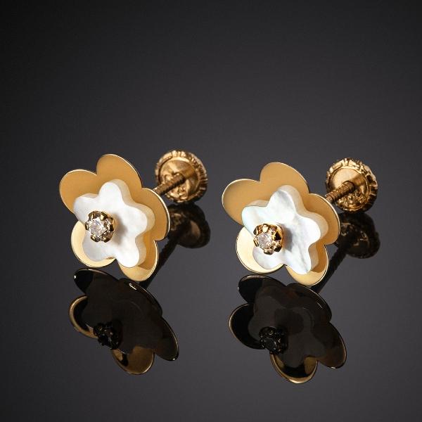 Aretes de oro 14k Mujer Broquel Agua de flor con oro amarillo, madre perla y circonia | GIALLO