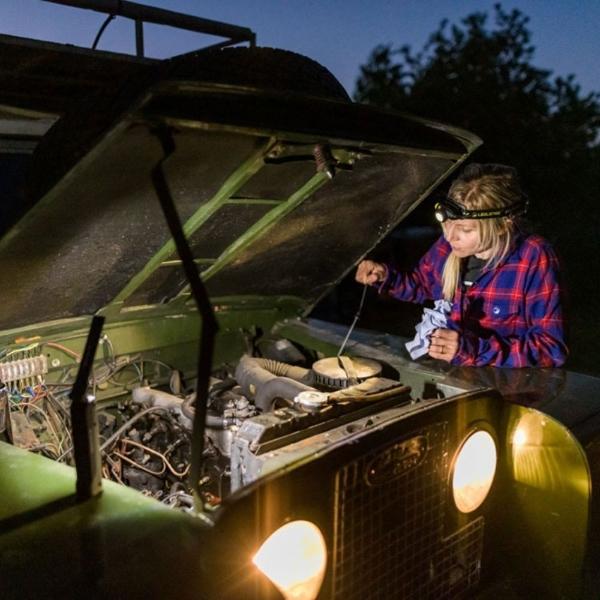 Linterna Recargable de Cabeza H5R WORK Negra Ledlenser