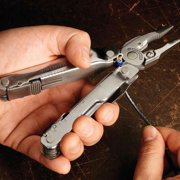 Multiherramienta SUPER TOOL 300 Plata Leatherman