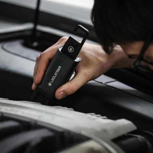 Linterna Recargable de Trabajo iW7R Negra Ledlenser