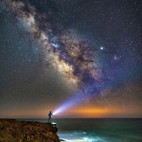 Linterna Recargable Táctica WARRIOR MINI 2 Beige Olight