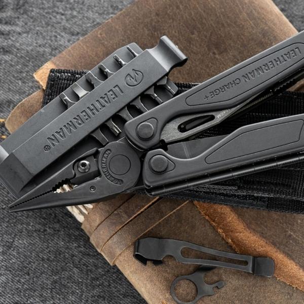 Multiherramienta CHARGE+ Negra Leatherman