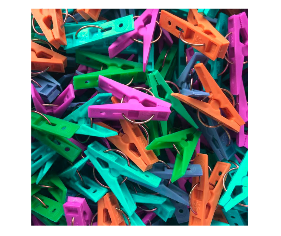 PINZA BROCHE PARA ROPA (100 PZAS)