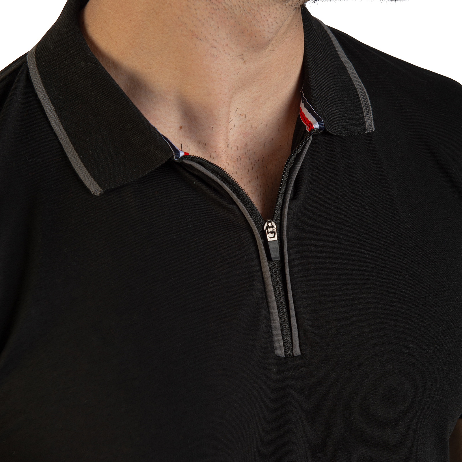 Playera tipo Polo para hombre con zipper Color negro.