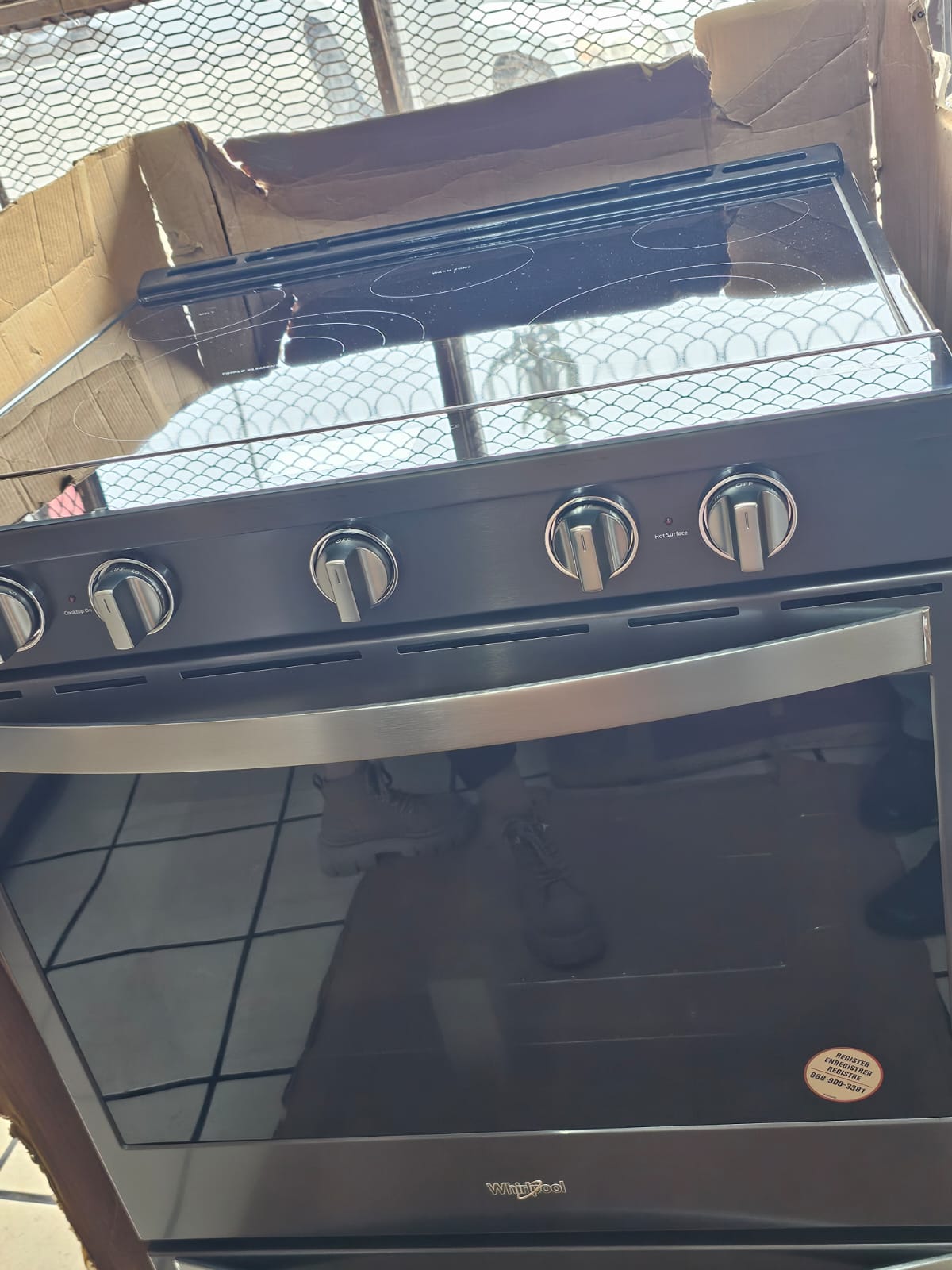 Estufa Whirlpool De Piso 30 Con 5 Quemadores Eléctrica Color Negro CON DETALLES.