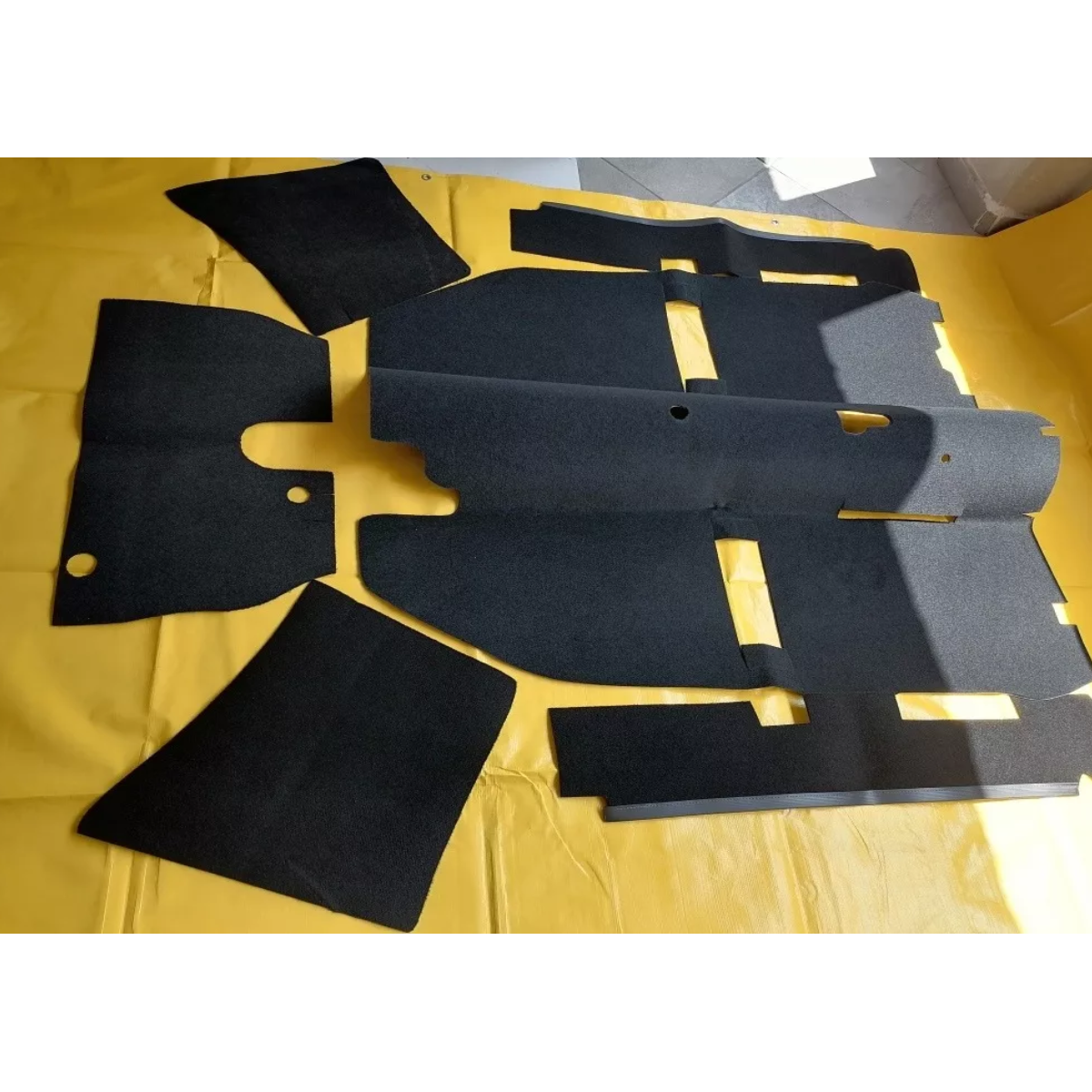 Alfombra De Vocho Con Estribos De Hule Tipo Origina.