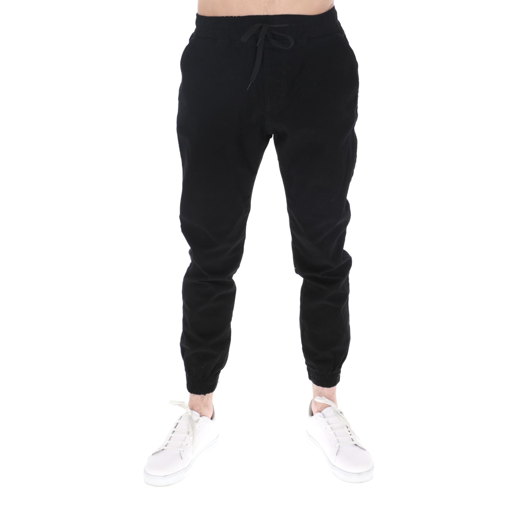 Jogger De Gabardina Para Hombre Slim Color Negro.
