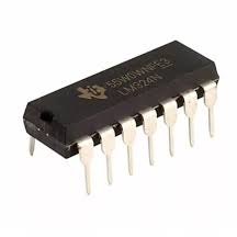 Amplificador operacional cuádruple LM324.