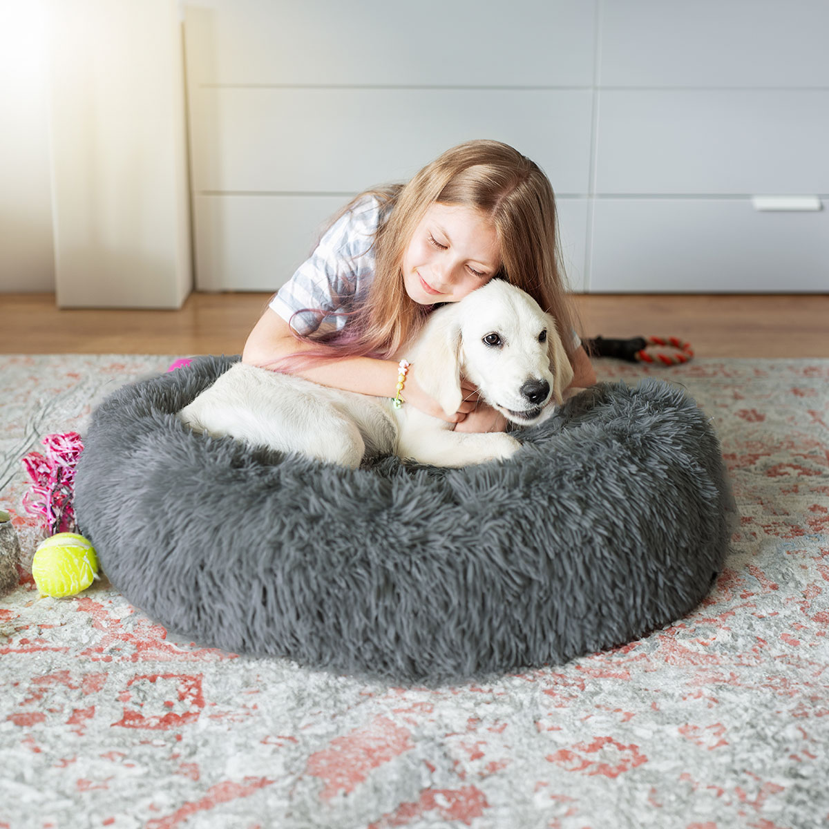 Cama mascotas para perro o gato antideslizante Pet Boutique Chica Gris Tv Ofertas única con cierre, para un fácil retiro de funda y lavado, adaptable a todo tipo de clima + Cepillo Incluido