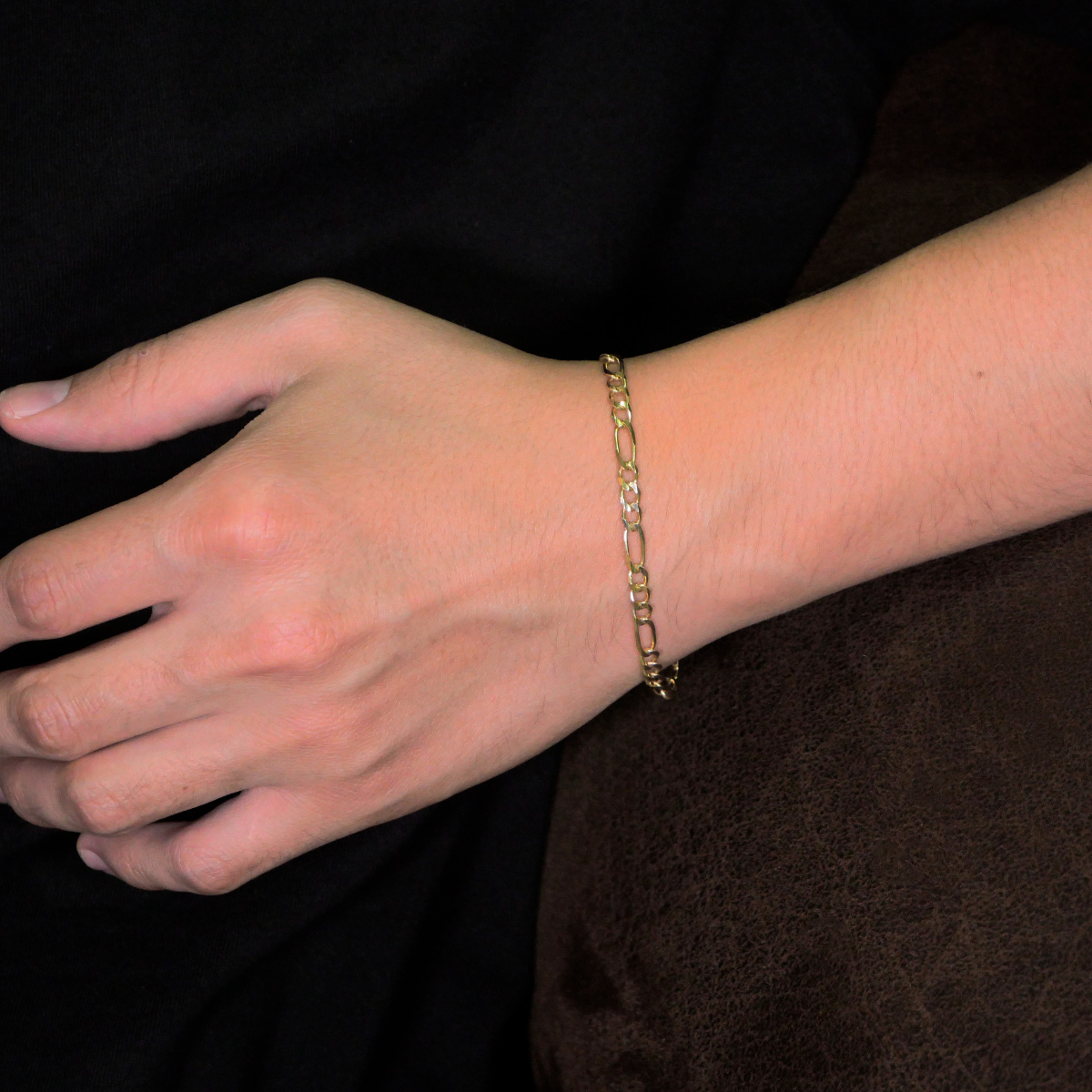 Pulso de oro 10k hombre figaro .