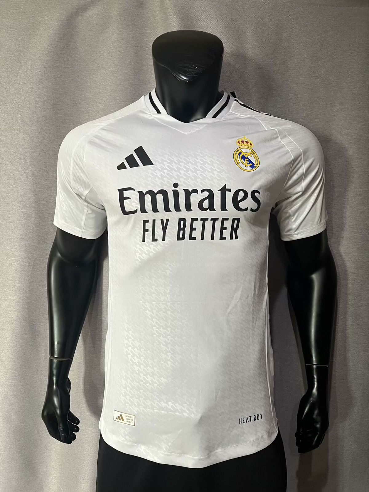 Nuevo jersey real madrid hotsell