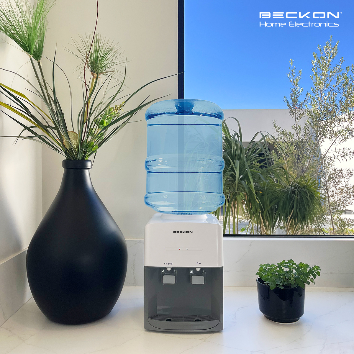 Dispensador de Agua garrafón despachador de mesa termoeléctrico 2 funciones Enfriador Calentador de Agua 2 tomas para garrafón de hasta 20L 127v Water dispenser Beckon