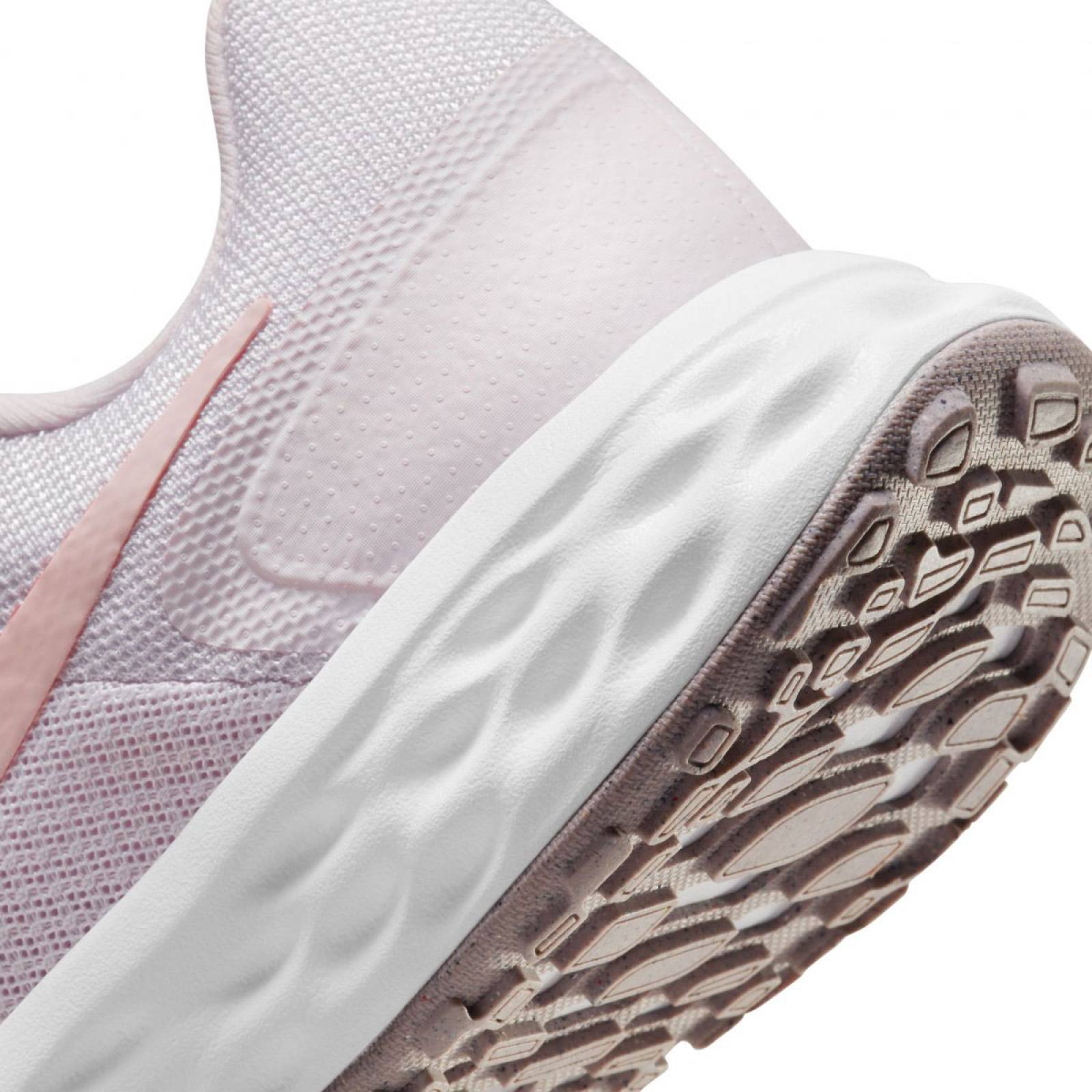 Tenis Nike Modelo Revolution 6 Color Violeta/Lila Para Dama