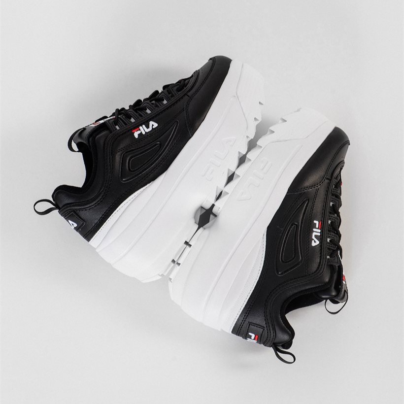 Tenis Fila Disruptor Wedge Negro Blanco de Dama Original