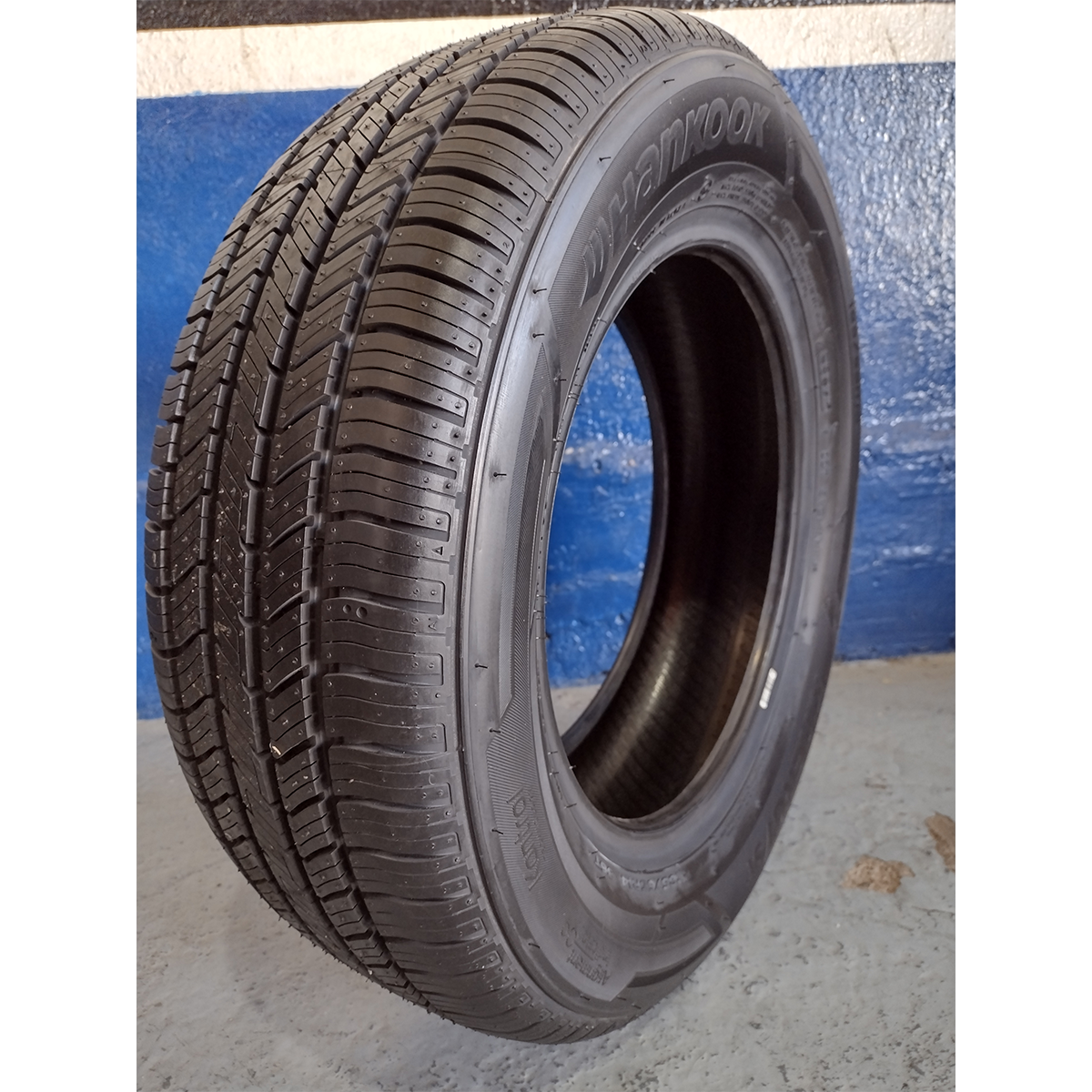 LLANTA 205/55R16 HANKOOK H735